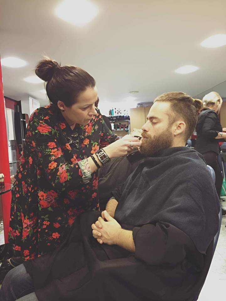 Expertise pour hommes, coupes et entretien de barbe.